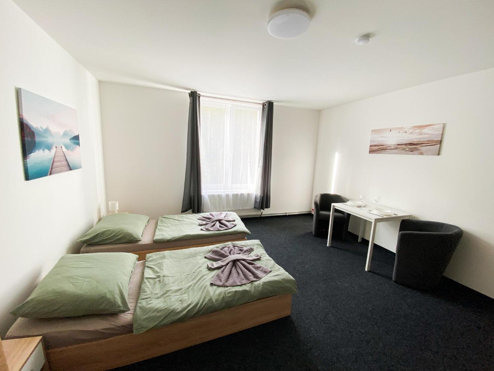 Apartmany Plzen Zborovska 22 A Bagian luar foto